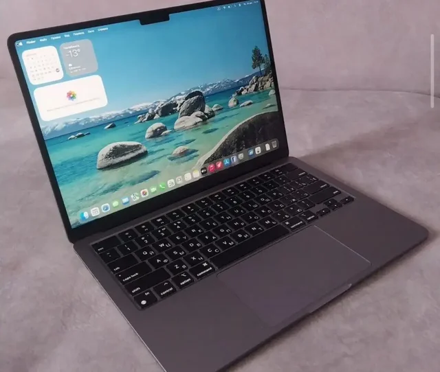 Macbook Air M2 8-ядерный 8 Гб / 256 Гб 2023 года выпуска - частное объявление в Тюмень
