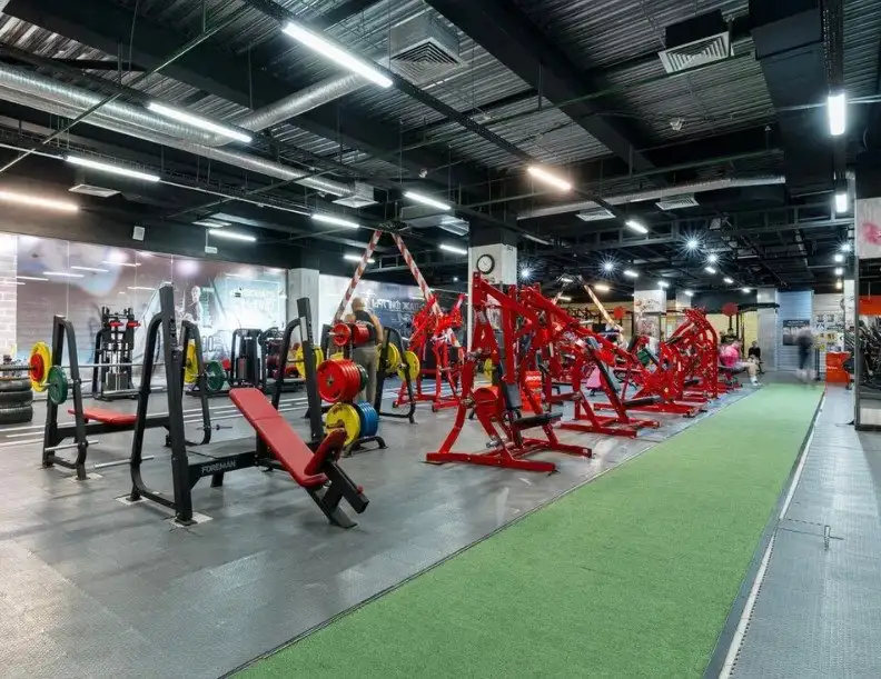 Вакансия уборщицы в фитнес-клубе Athletic Gym - Уборка (Работа) в Тюмень