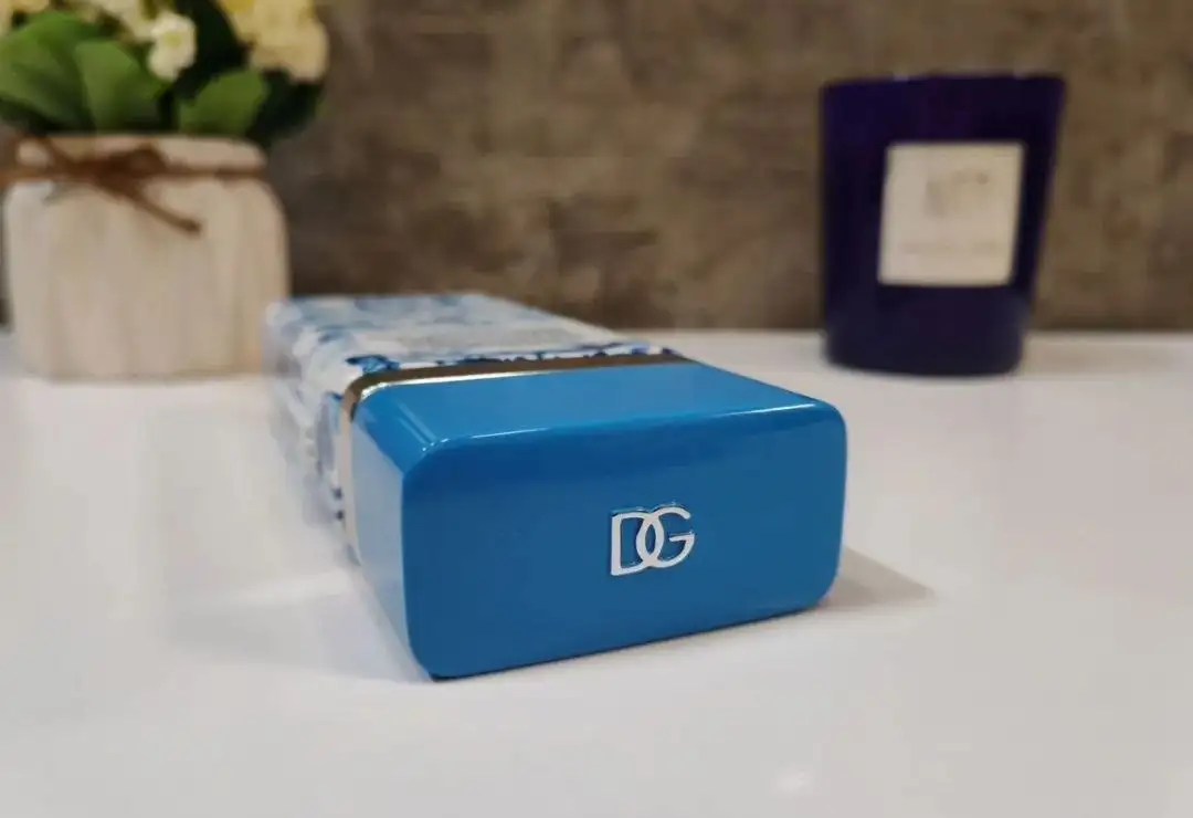 Парфюмерная вода Dolce Gabbana Light Blue Capri in Love - Парфюмерия (Красота и здоровье) в Тюмень