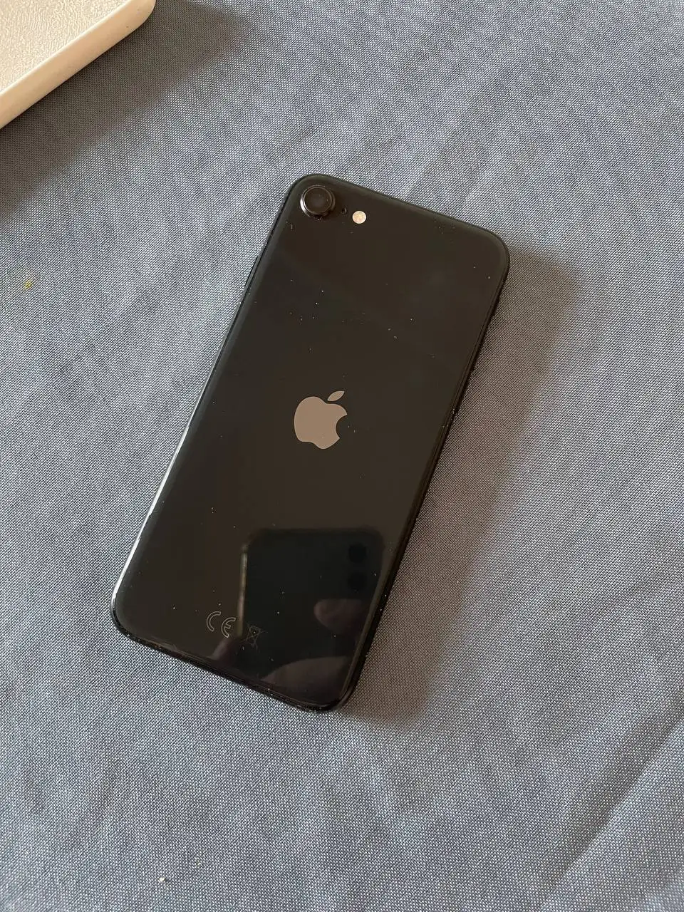 iPhone SE 2022 в хорошем состоянии - Смартфоны (Электроника) в Тюмень