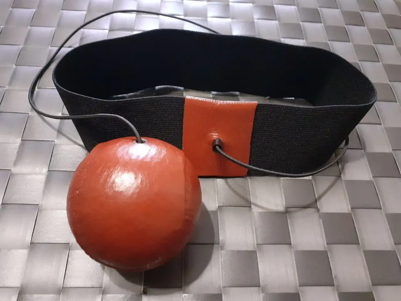 Тренажёр 'Боксёр снайпер' для отработки ударов - Спорт и фитнес (Хобби и отдых) в Тюмень