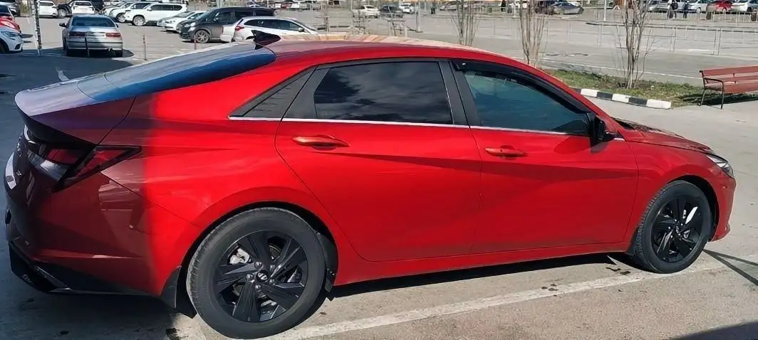 Hyundai Elantra 2021 срочно - Легковые (Авто) в Тюмень