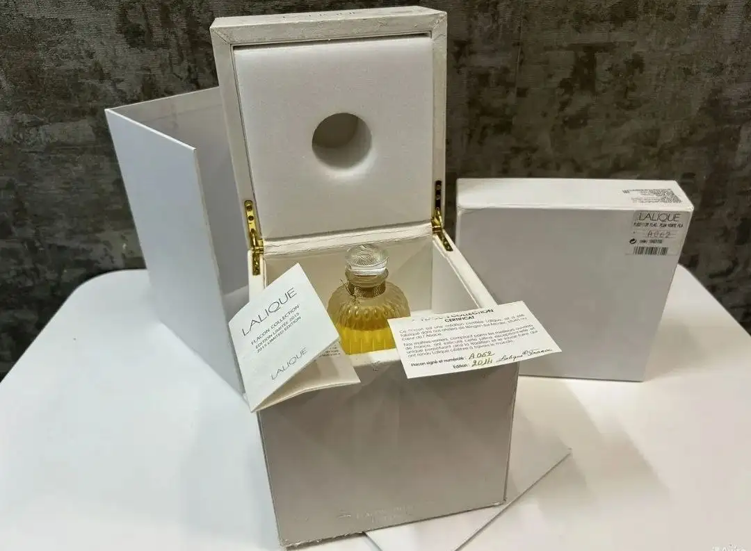 Духи Lalique De Lalique Plumes Limited Edition 2015 - Красота и здоровье в Тюмень