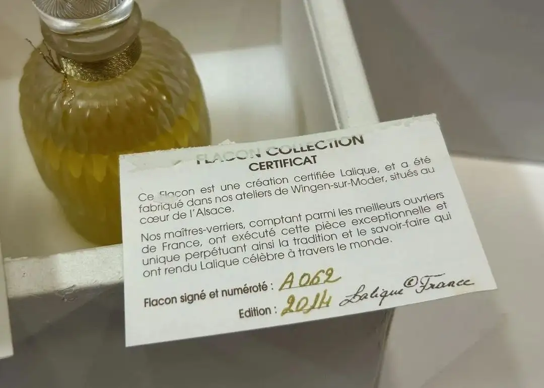 Духи Lalique De Lalique Plumes Limited Edition 2015 - Красота и здоровье в Тюмень