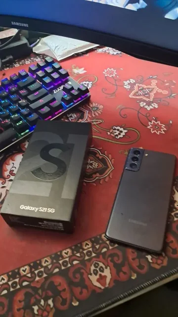 Samsung Galaxy S21 5G 8/256 ГБ - Электроника в Тюмень