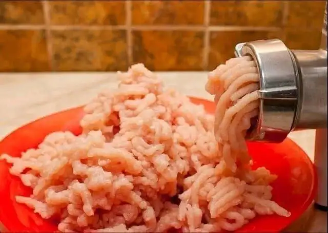 Куриный фарш из филе грудки без кожи - Мясо и птица (Еда) в Тюмень