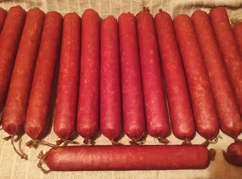 Домашняя копченая колбаса из свинины - Морепродукты в Тюмень