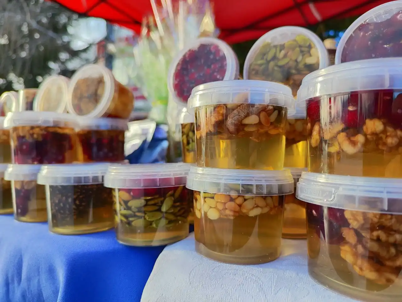 Продажа натурального меда и продуктов пчеловодства в Тюмени