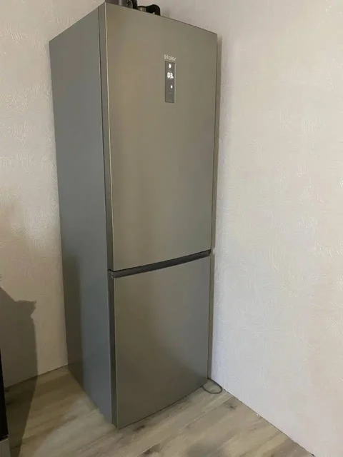 Продажа холодильника Haier и кровати с матрасом в Тюмени - частное объявление в Тюмень