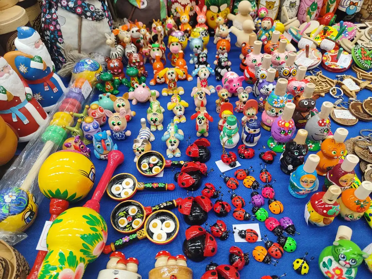 Тюменская ярмарка с бутиком на Севастопольской