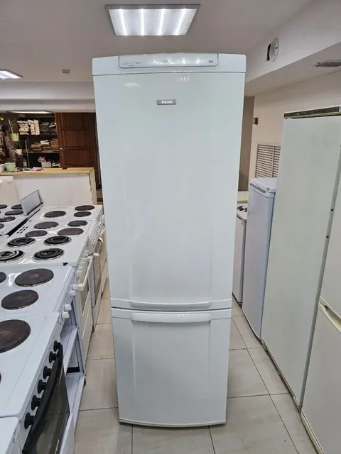 Холодильник Electrolux высотой 185 см - частное объявление в Тюмень
