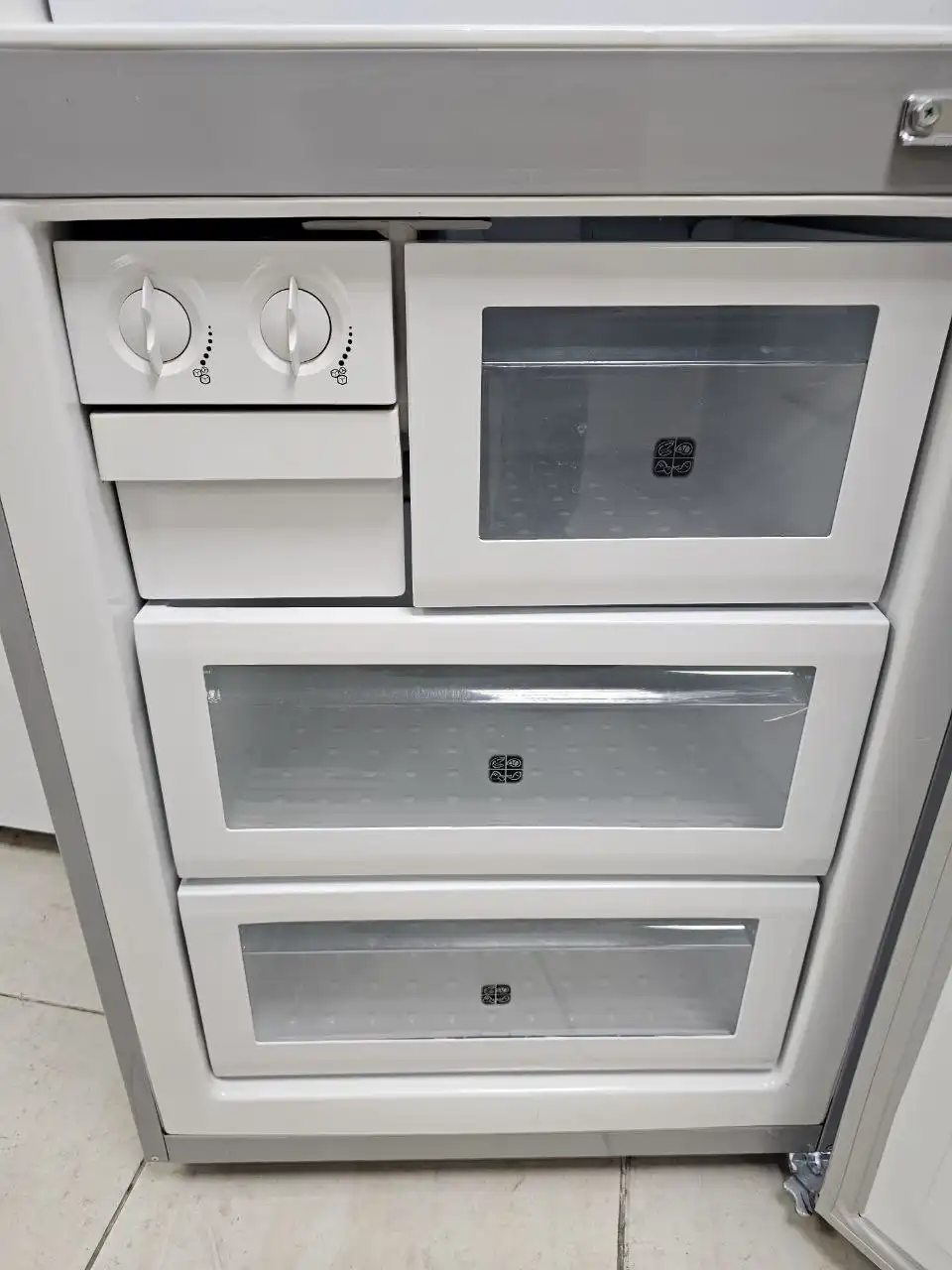 Холодильник Samsung NoFrost