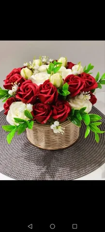 Мыльные розы в плетёной корзине - Цветы и букеты в Ульяновск