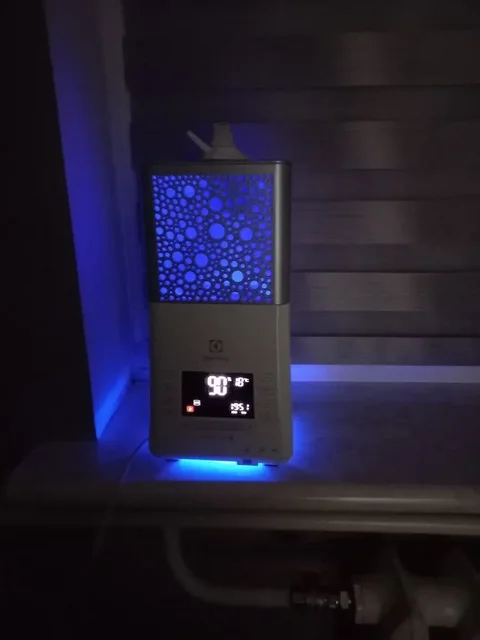 Увлажнитель воздуха Electrolux EHU-3815D отдам даром - Часы в Ульяновск