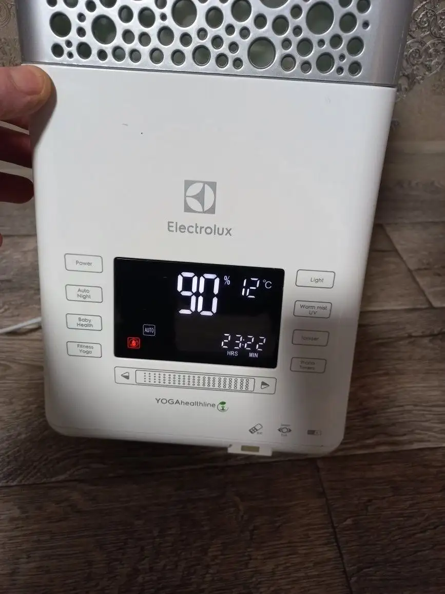 Увлажнитель воздуха Electrolux EHU-3815D отдам даром - Электроника для дома (Барахолка) в Ульяновск