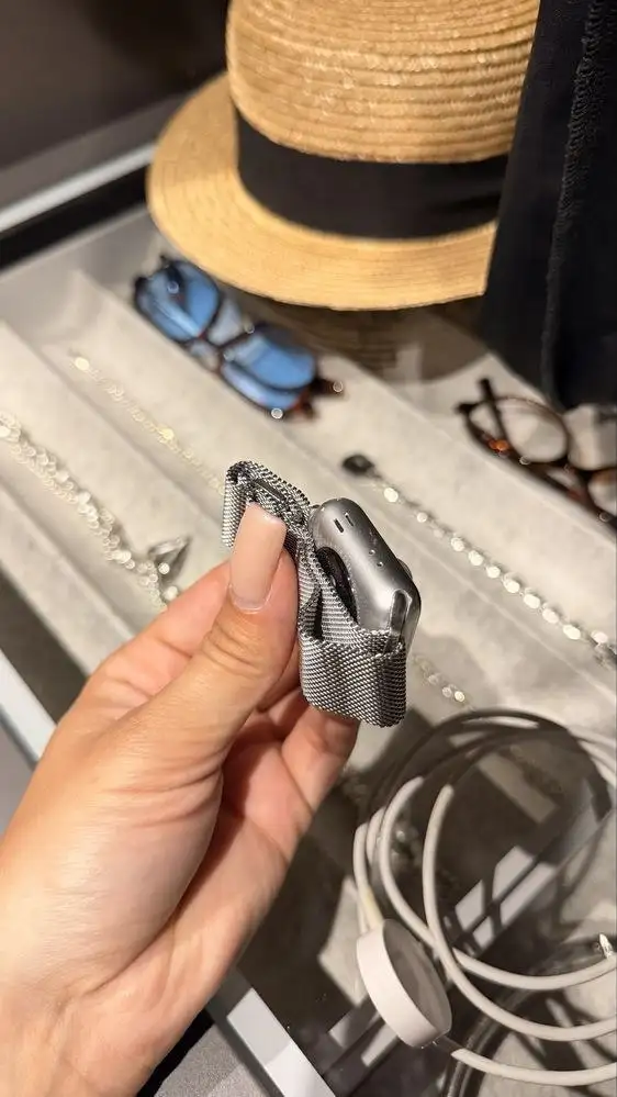 Apple Watch 3 38mm отдам даром - Умные часы (Электроника) в Ульяновск