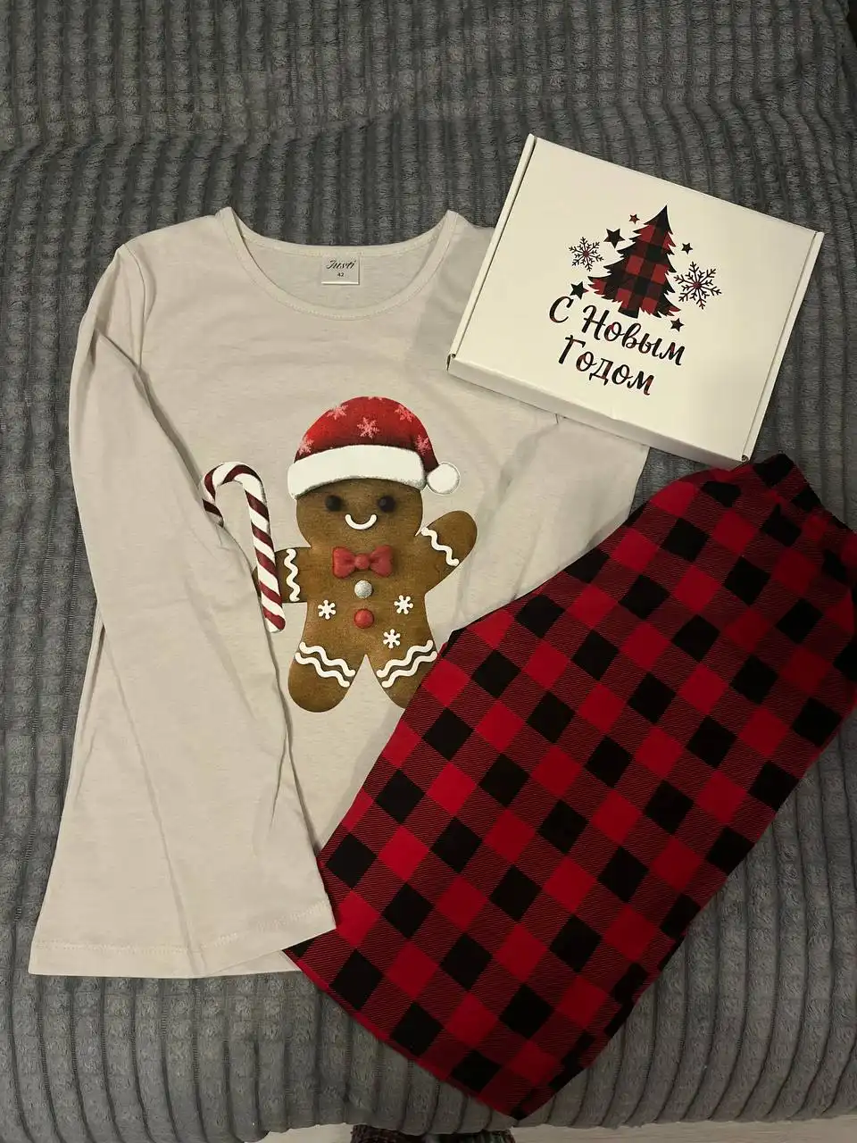 Новая пижама размер 42 для новогоднего подарка