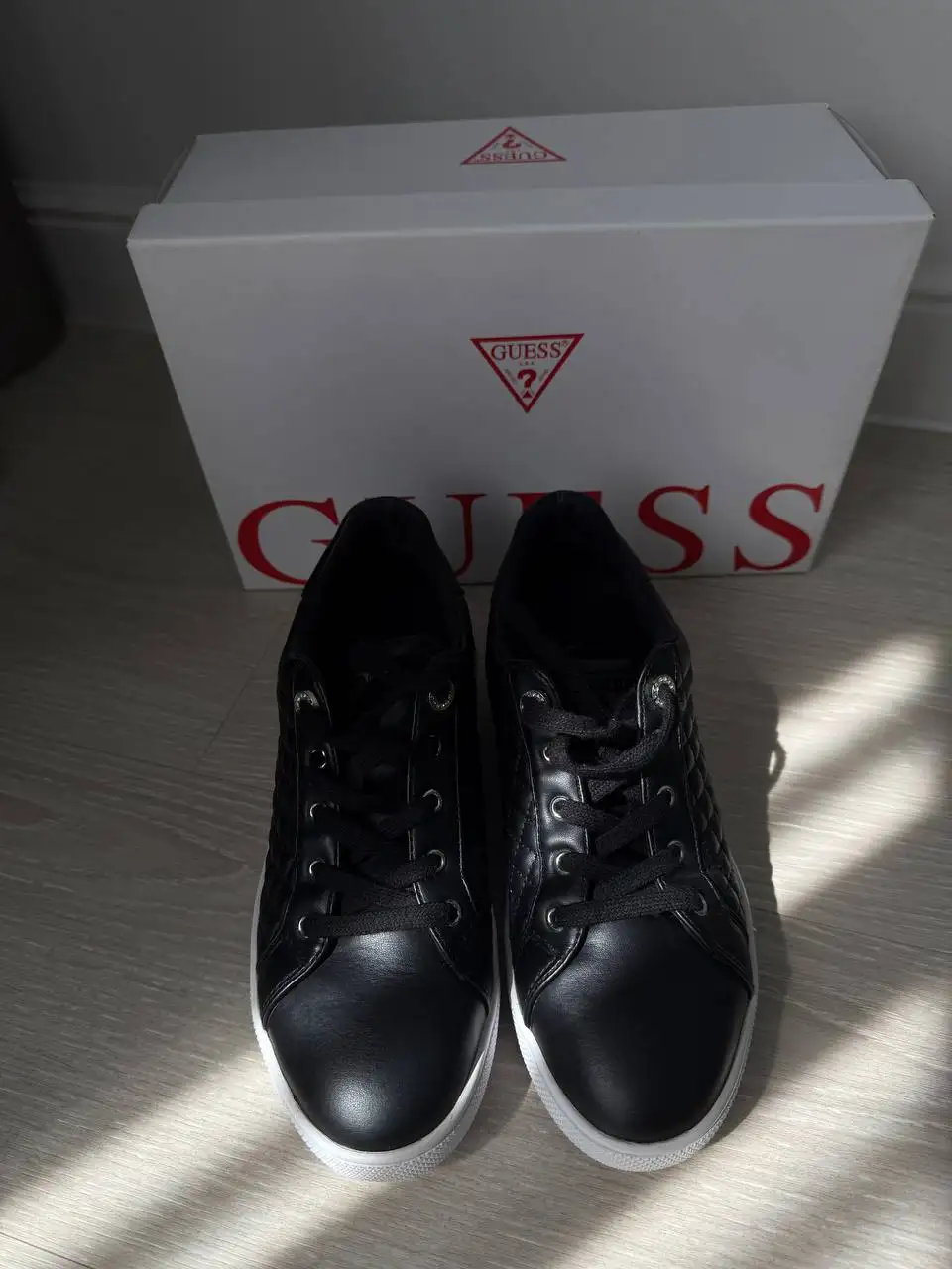 Кеды Guess 39 размер - Обувь (Одежда) в Екатеринбург