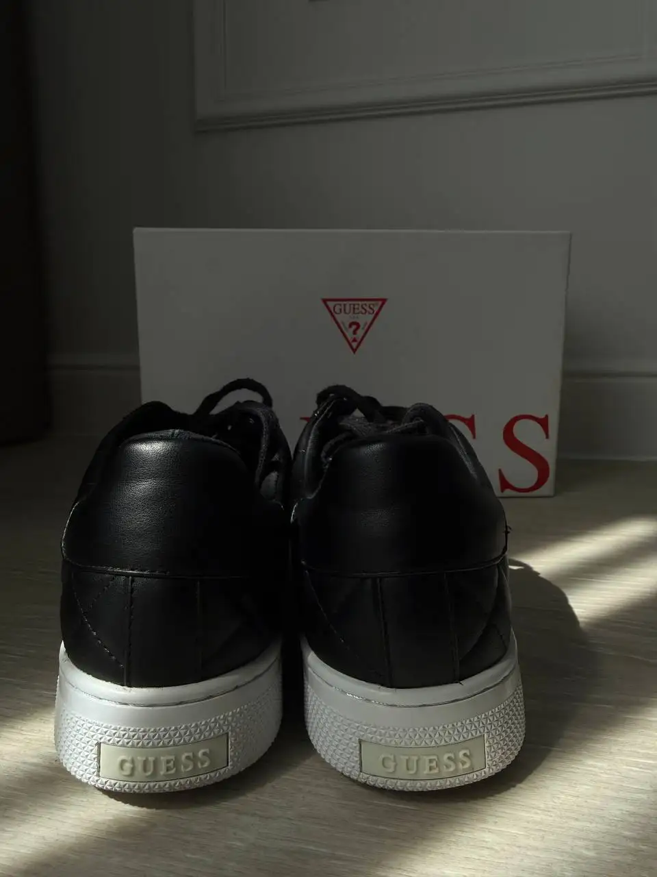 Кеды Guess 39 размер - Обувь (Одежда) в Екатеринбург