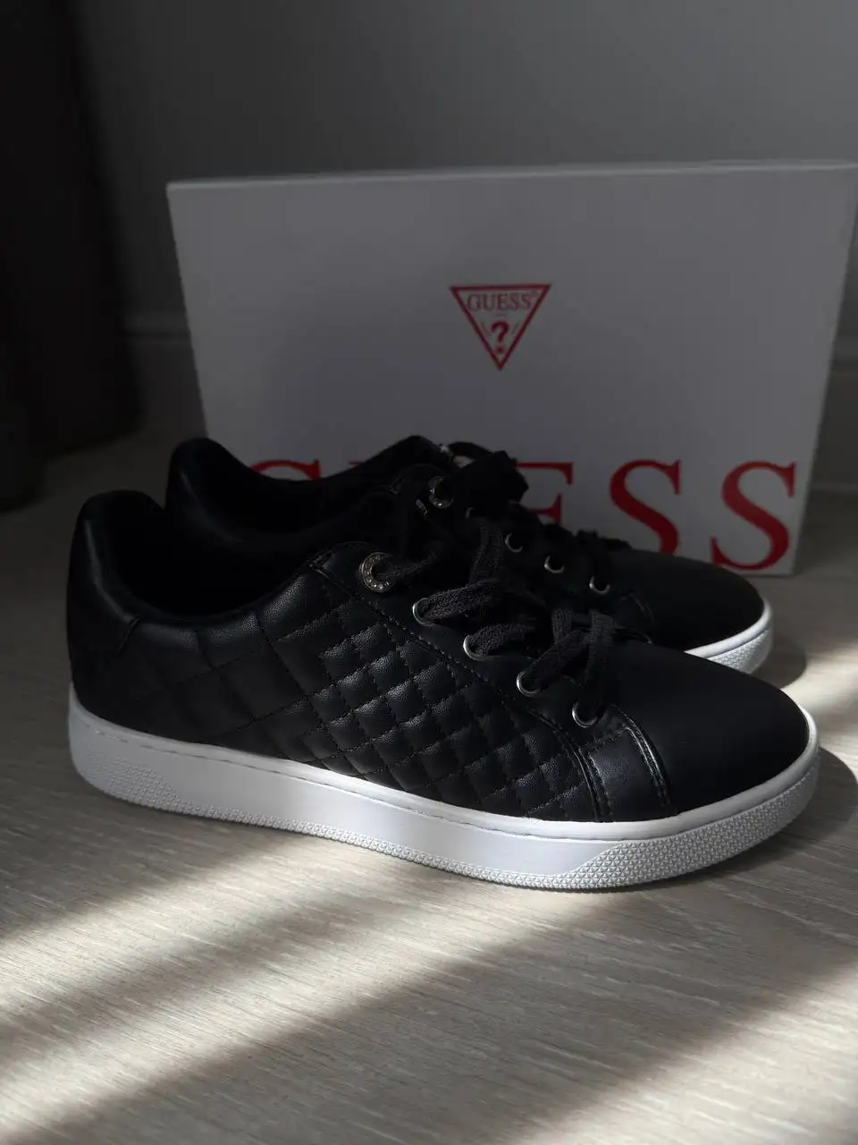 Кеды Guess 39 размер - Обувь (Одежда) в Екатеринбург