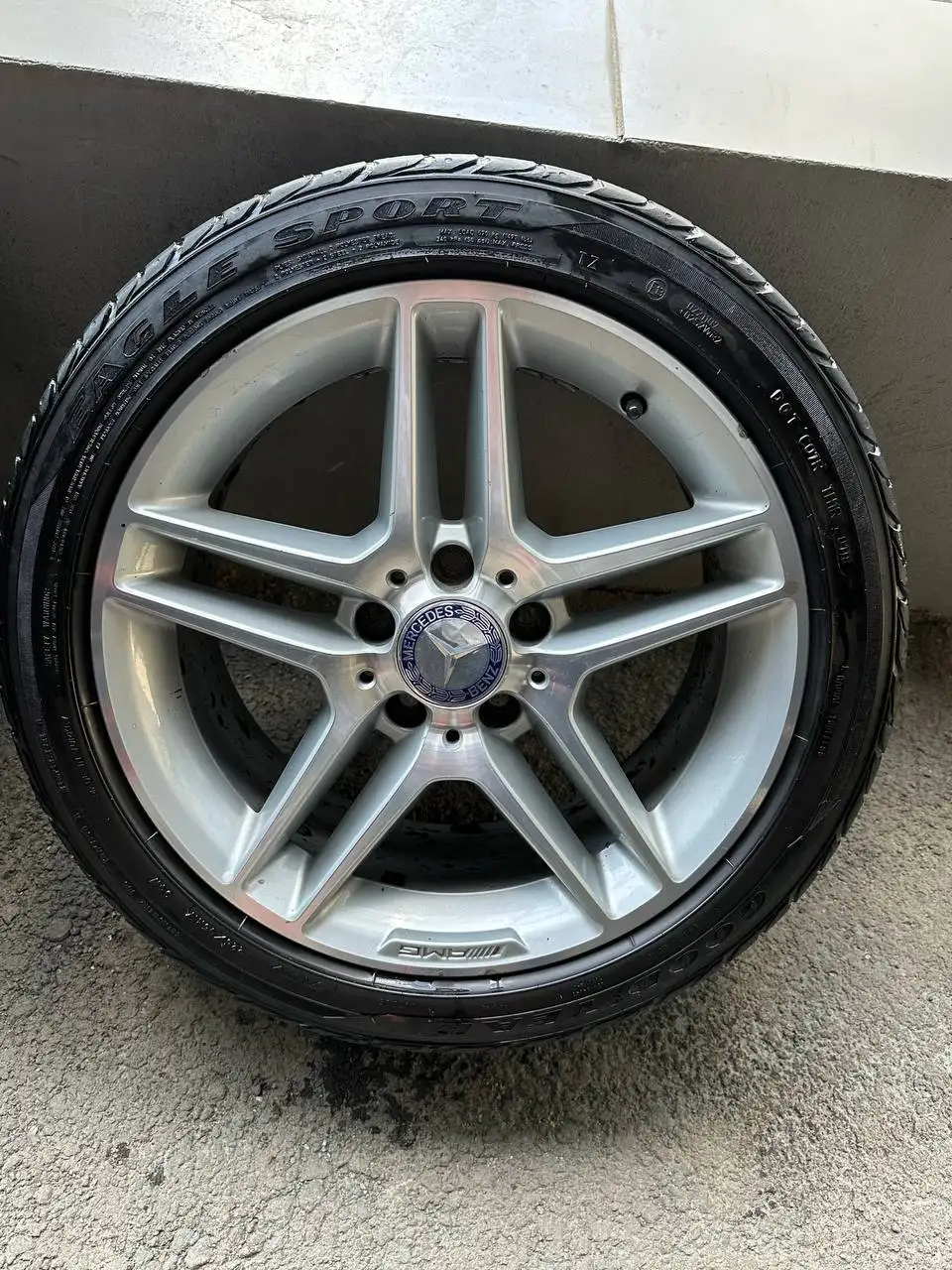 Диски Mercedes-Benz с резиной 17 радиус - Колёса и диски (Авто) в Екатеринбург