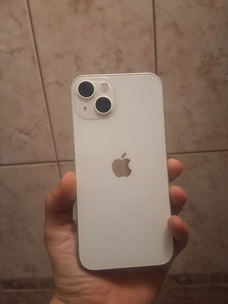 Продам IPhone 13 128Gb белый - Смартфоны (Электроника) в Екатеринбург