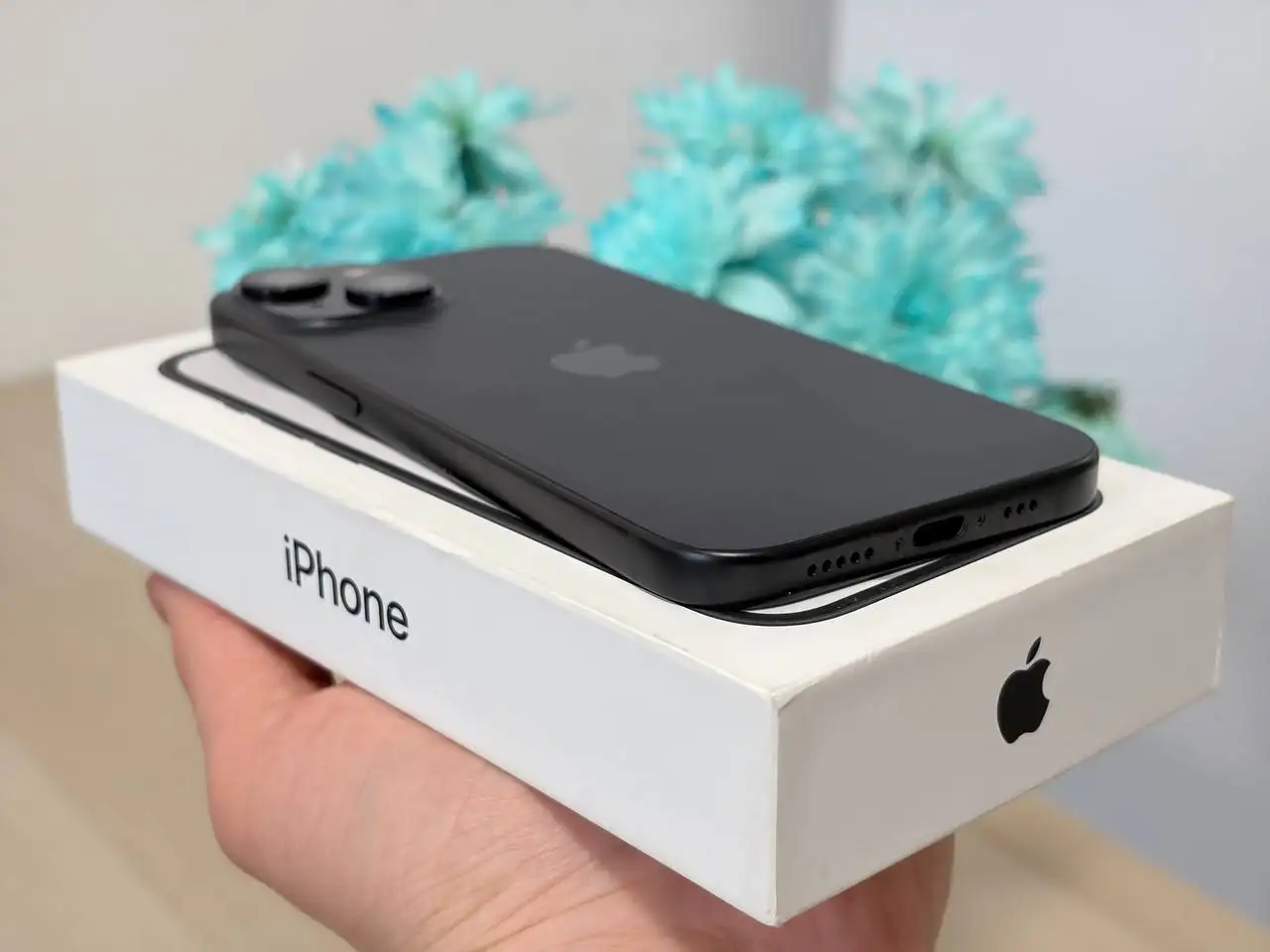 Iphone 15 256GB sim+eSim в отличном состоянии - Смартфоны (Электроника) в Екатеринбург