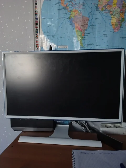 Монитор в отличном состоянии, HDMI, игровой режим - Наушники и гарнитуры в Екатеринбург