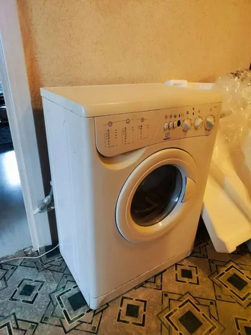 Стиральная машина Indesit WS84TX с неисправностью - частное объявление в Сысерть