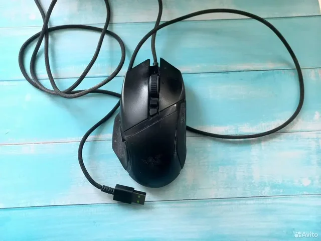 Продается игровая мышь Razer Basilisk V3 (неисправно колесо) - Клавиатуры в Красноуфимск