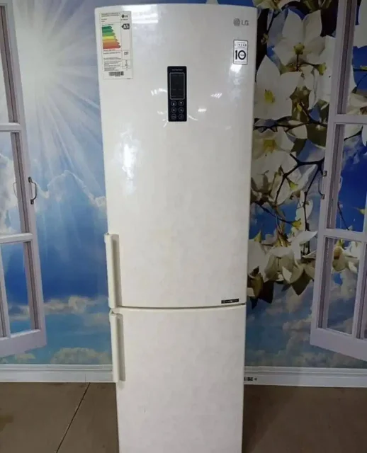 Холодильник LG - Электроника в Екатеринбург