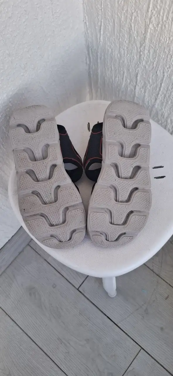 Сандали Skechers 35 размера в отличном состоянии - Обувь (Одежда) в Екатеринбург