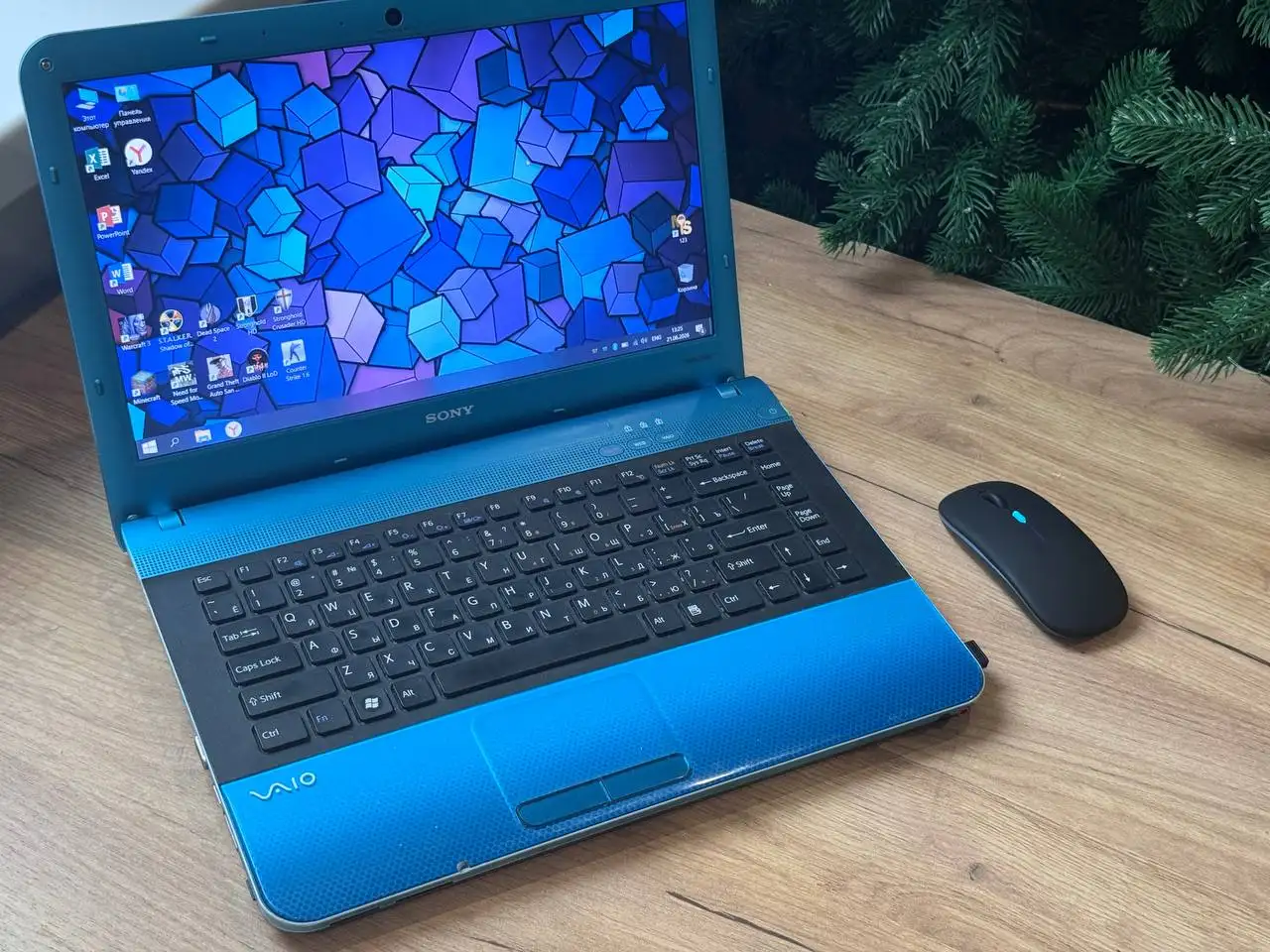 Ноутбук Sony 14" i3 / 8GB / SSD - Ноутбуки (Электроника) в Екатеринбург