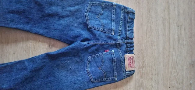 Джинсы Levis подростковые - частное объявление в Екатеринбург