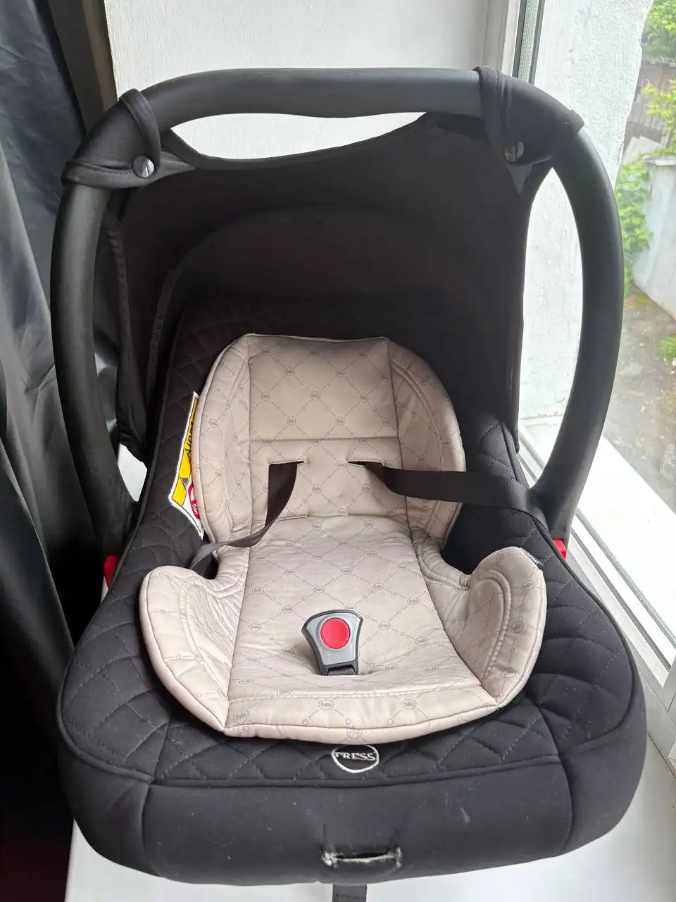 Продам авто люльку до 13 кг - Автомобильные кресла и люльки (Товары для детей) в Арамиль