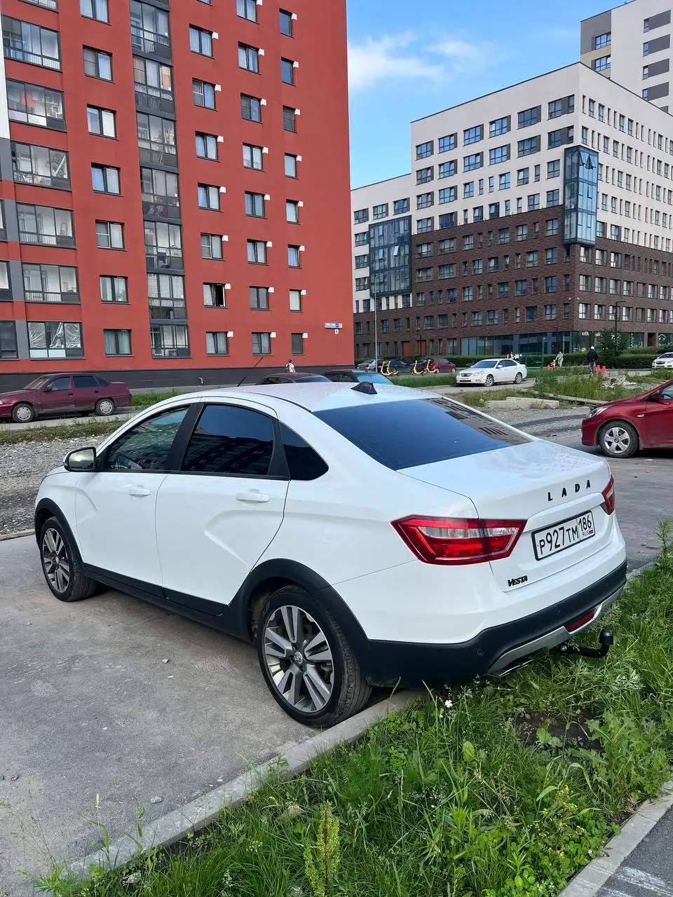 Lada Vesta Cross 2021 - Авто в Екатеринбург
