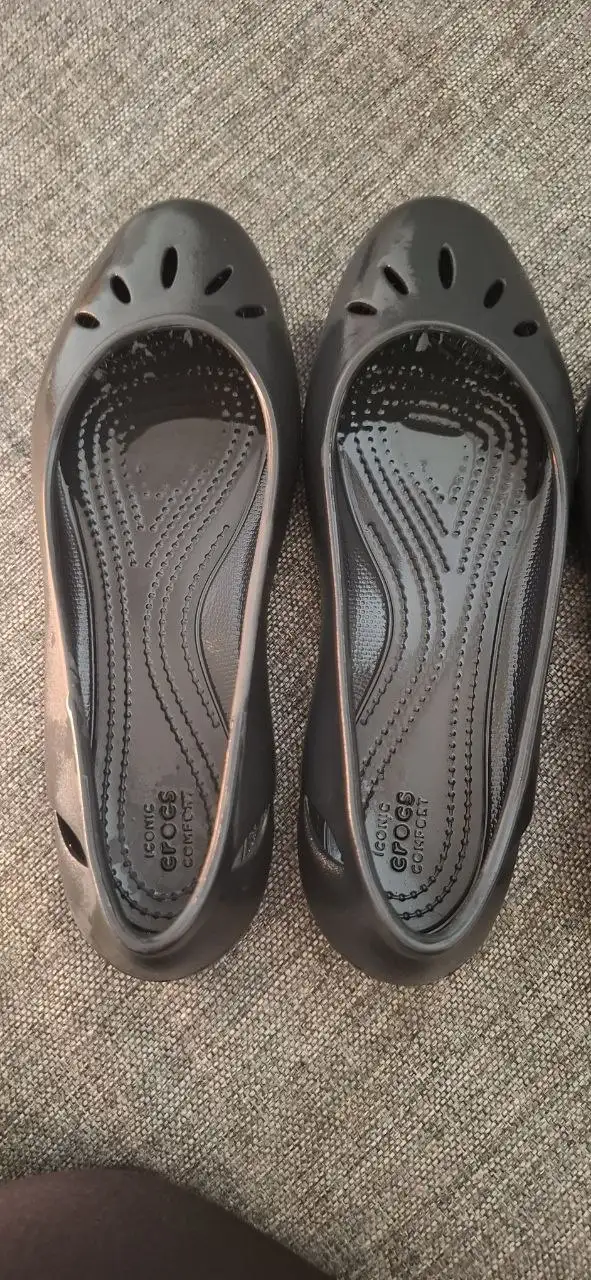 Балетки Crocs W8 на 38 размер - Обувь (Одежда) в Екатеринбург