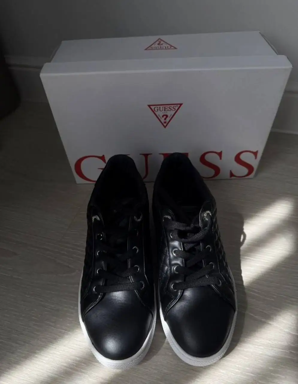 Кеды оригинал Guess 39 размер - Обувь (Одежда) в Екатеринбург