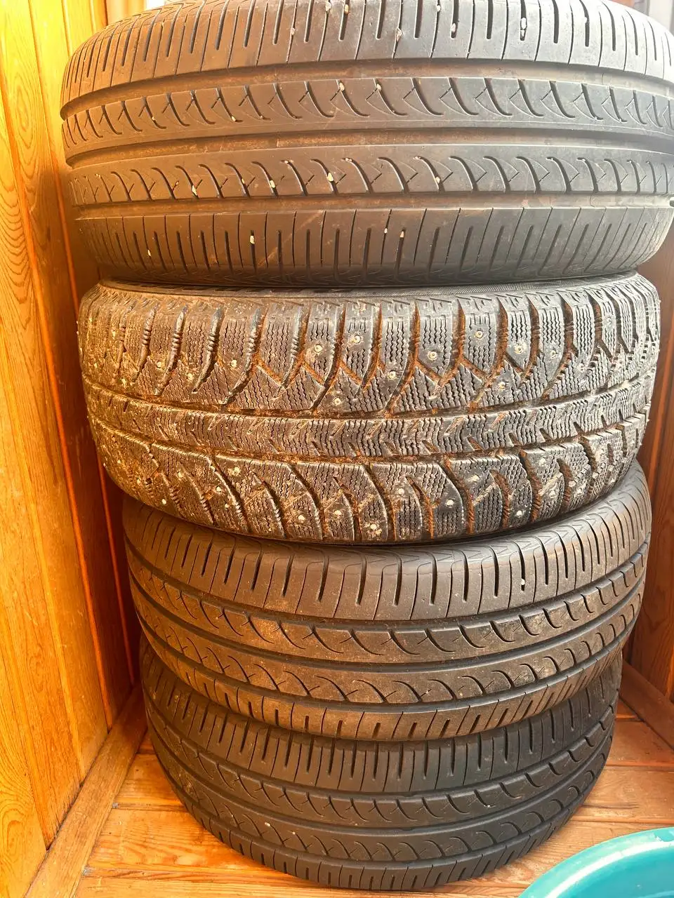Продам шины R16 - Шины и диски (Авто) в Екатеринбург