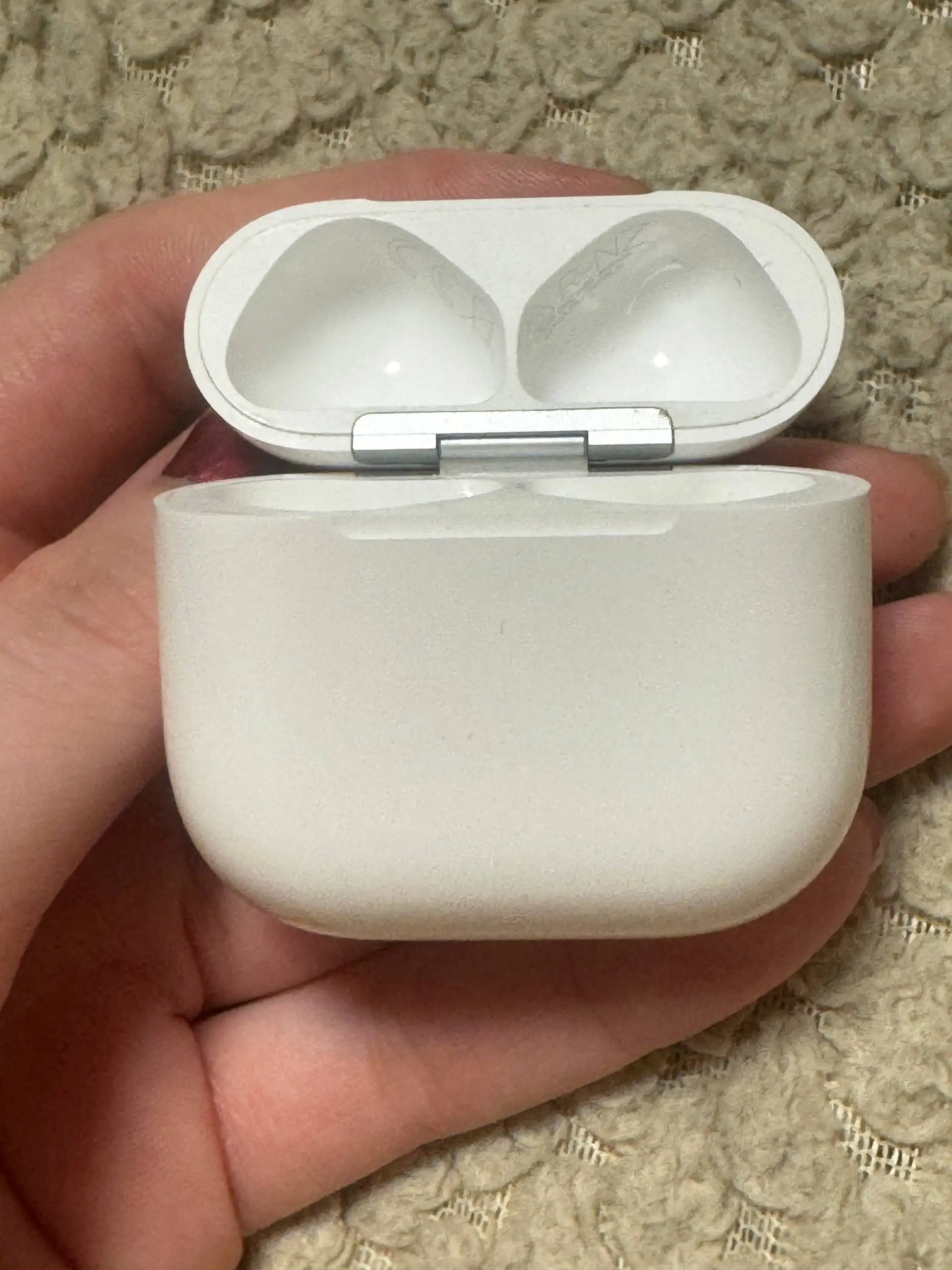 Наушники AirPods 4 оригинальные б/у - Наушники (Электроника) в Екатеринбург