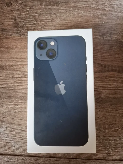 Продам iPhone 13 128 ГБ - Холодильники в Екатеринбург