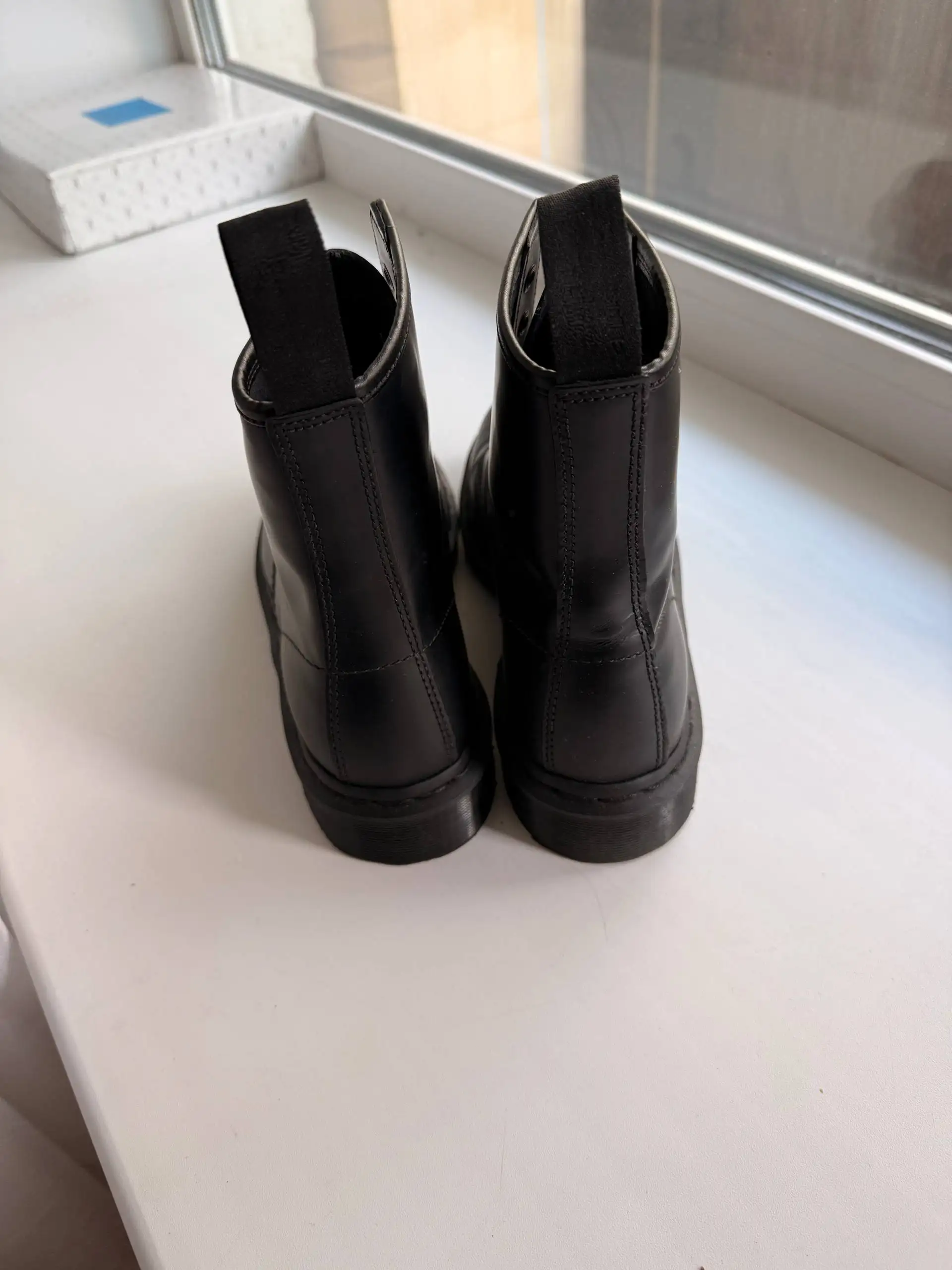 Ботинки Dr. Martens 1460 Mono Black (размер 40) - Обувь (Одежда) в Екатеринбург