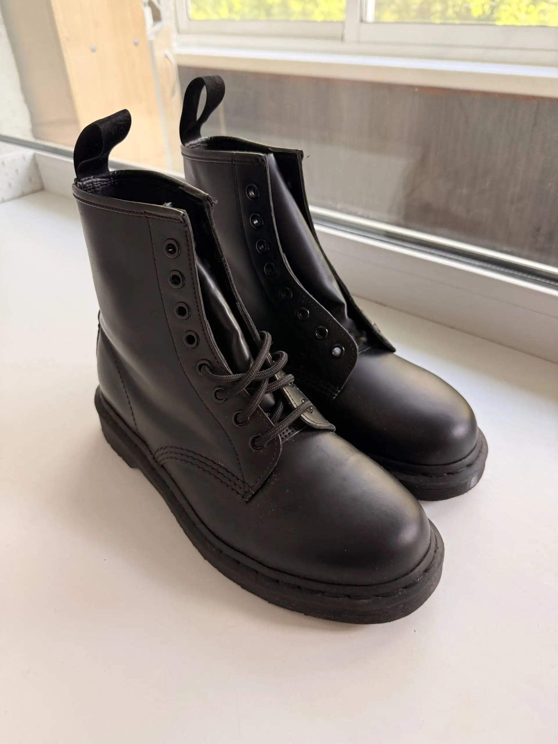Ботинки Dr. Martens 1460 Mono Black (размер 40) - Обувь (Одежда) в Екатеринбург