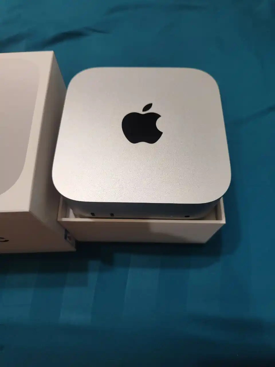Apple Mac Mini M4 16/256 с док-станцией и памятью