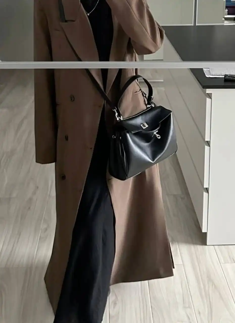 Новинки сумок CARRY ON