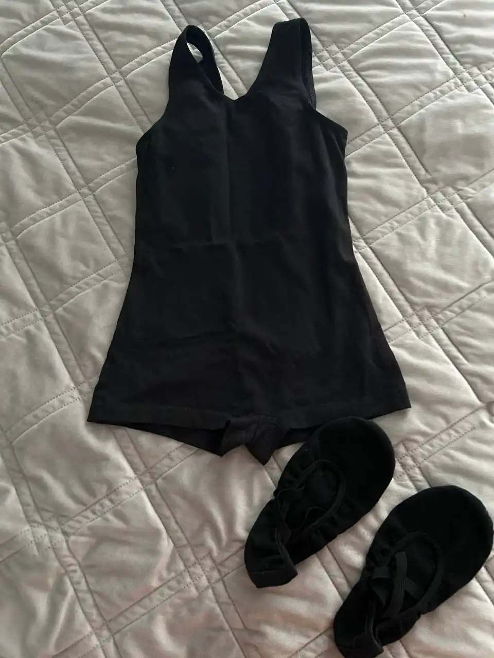 Продам зимние ботинки Котофей и детскую одежду