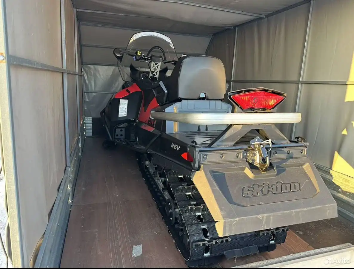 Продам снегоход