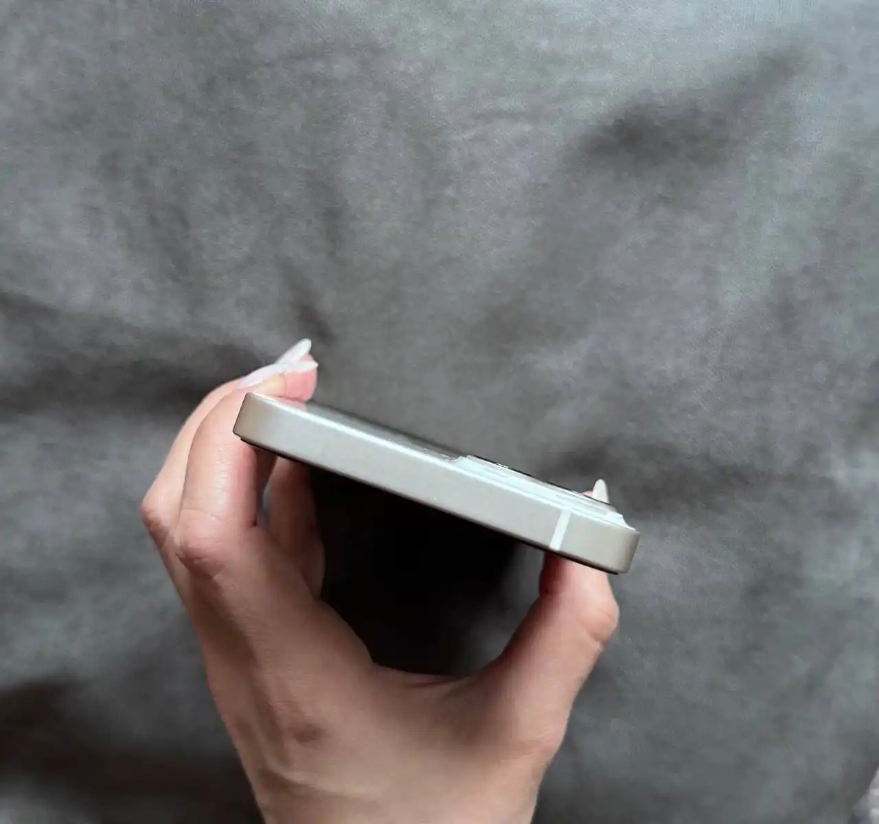 Продажа iPhone 13 128GB белый