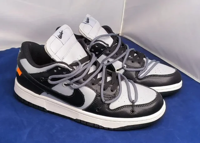 Стильные кроссовки NIKE размер 42 - Одежда в Екатеринбург