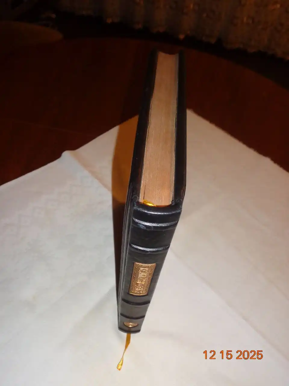 Продажа книги Бутромеев В.П. Великая Россия в кожаной обложке